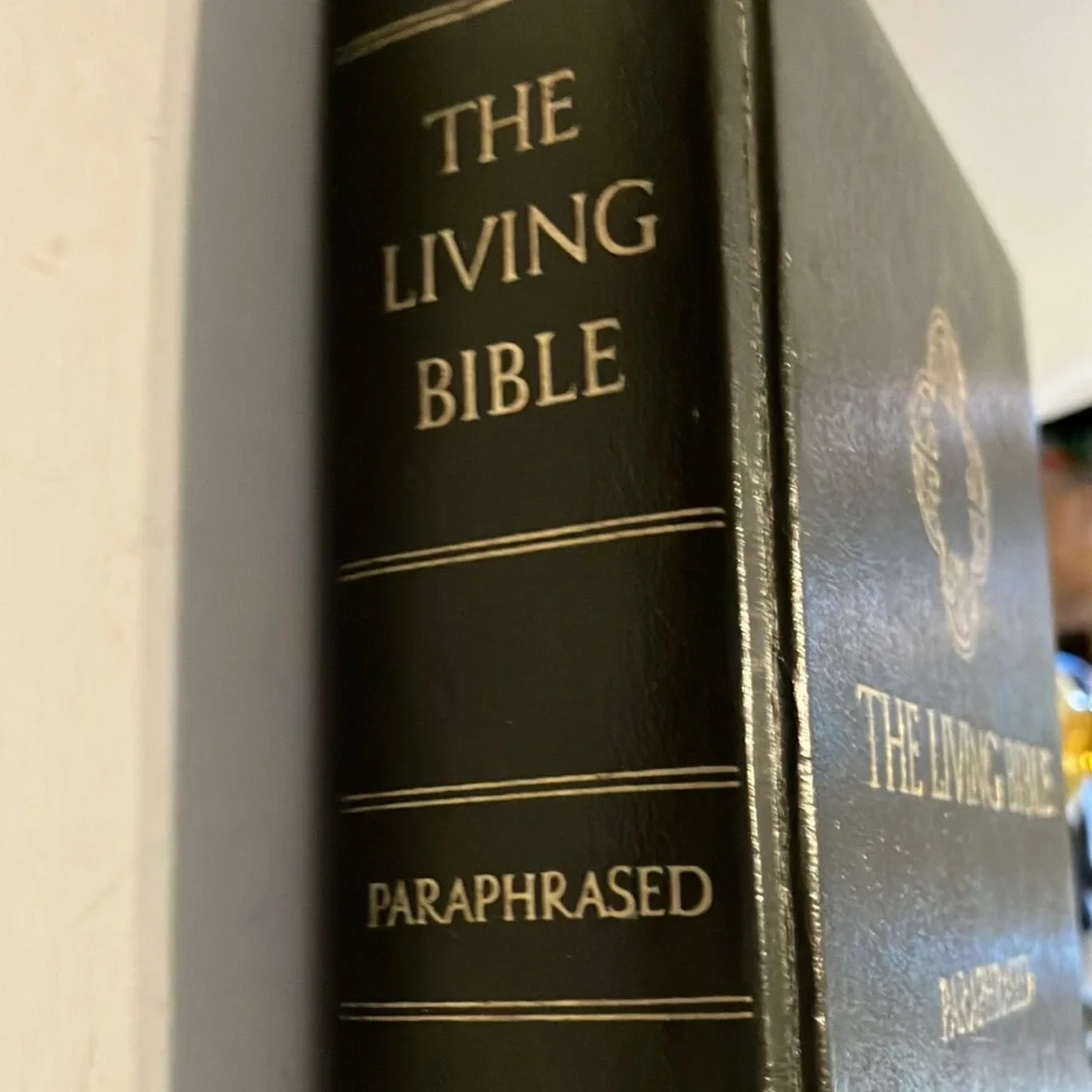 Tyndale vintage living